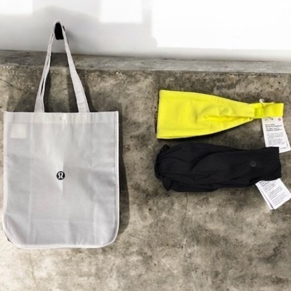 Lululemon‎ Bundle Lot of 2 Headbands and 1 Reusable Shopping Bag NWT